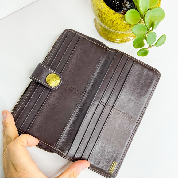 Coach Canvas Monogram Brown Leather Wallet - Picture 5 of 6